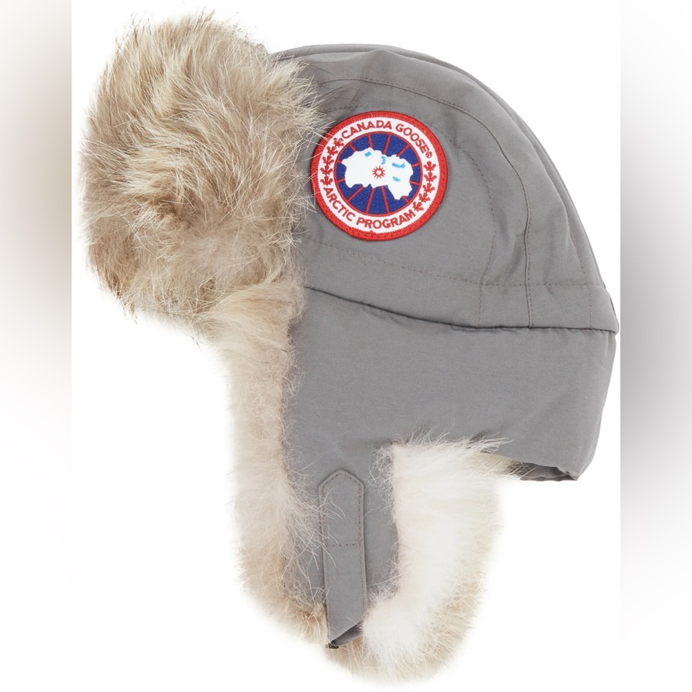 Canada Goose Men’s Aviator Hat – Style 5187M
Size: S / M
Color: Limestone